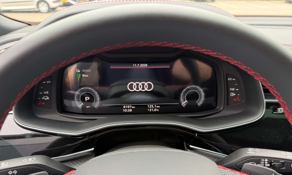 audi q8 14