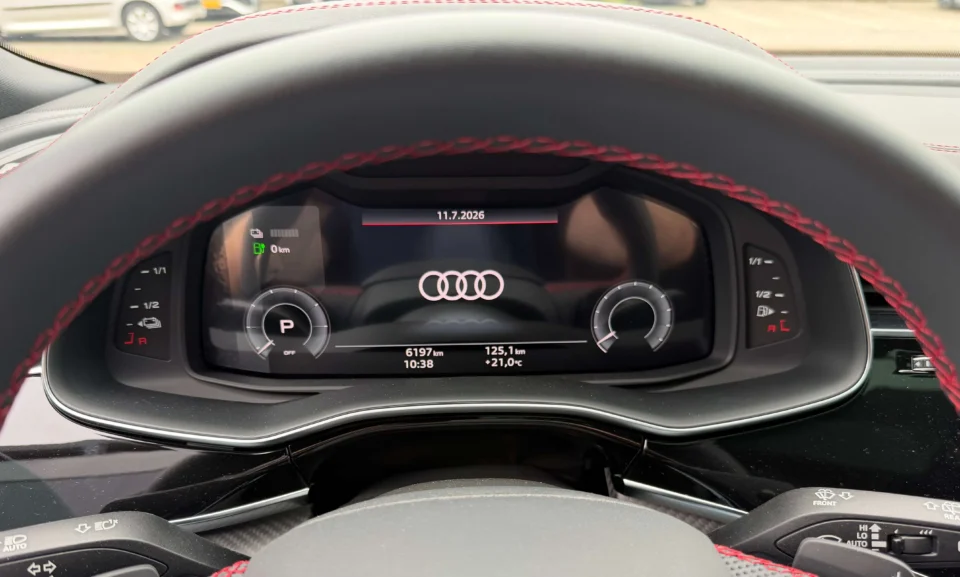 audi q8 14