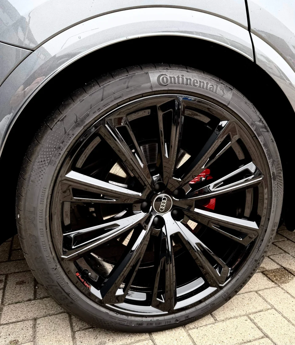 audi q8 5