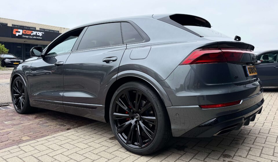 audi q8 7