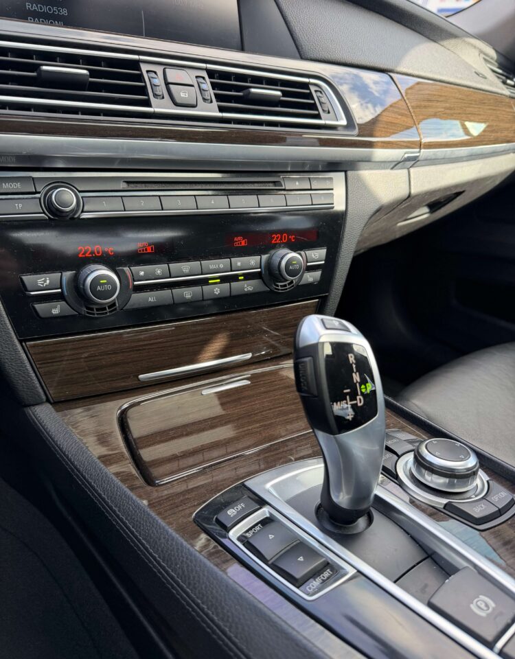 bmw 740 i 16