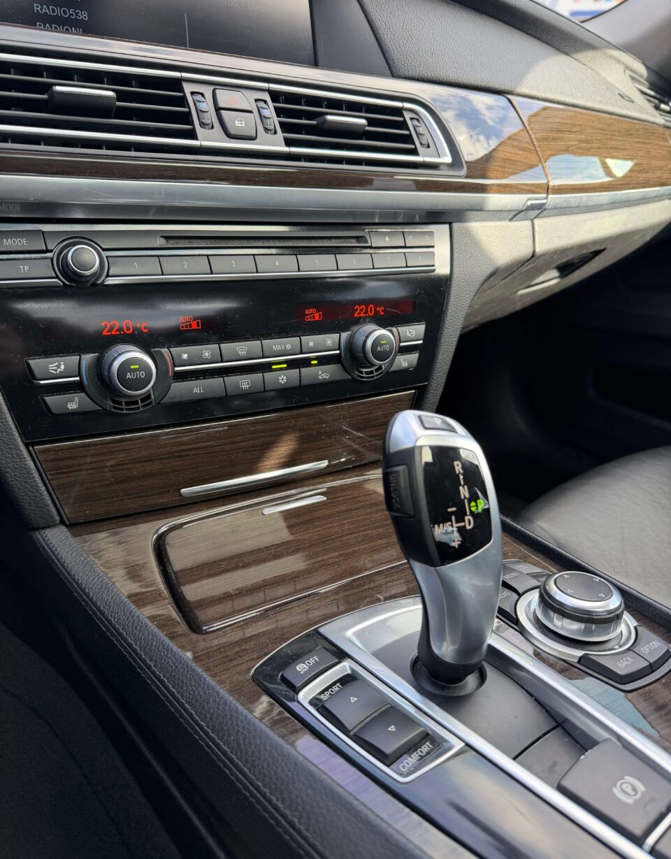 bmw 740 i 16