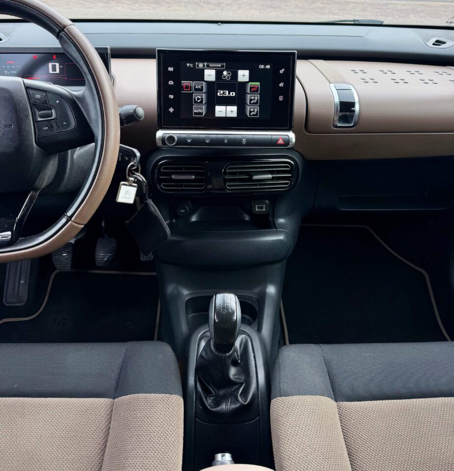 citroen c4 cactus 15