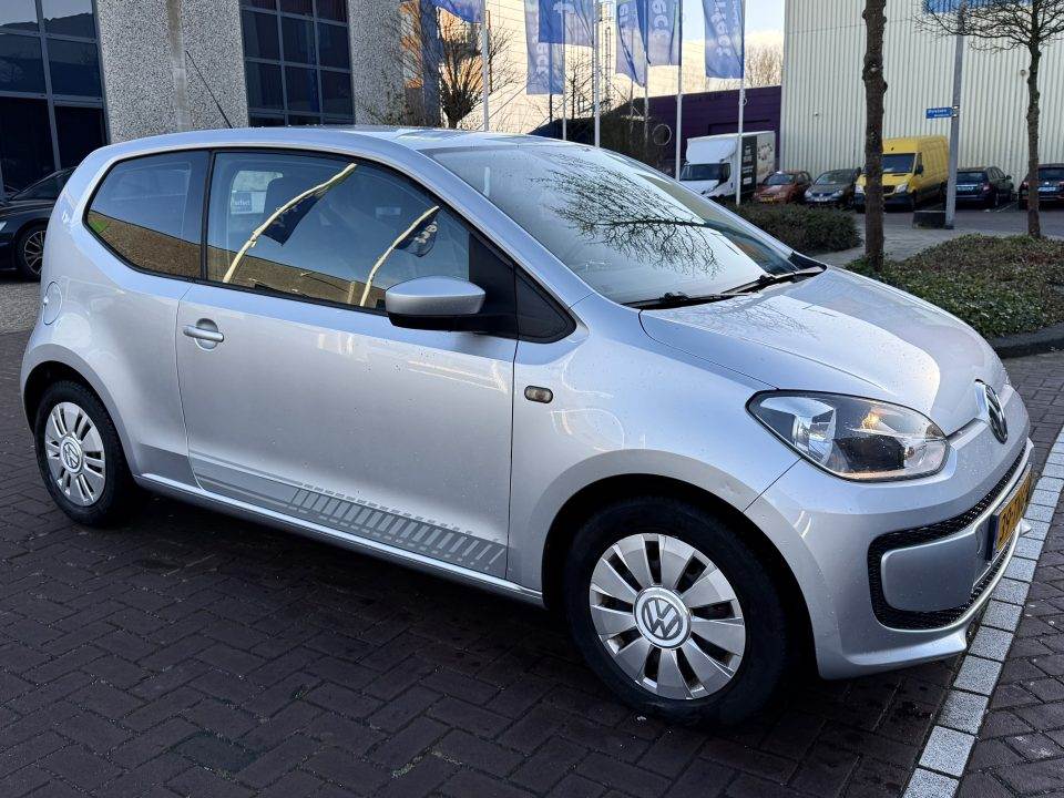 Volkswagen up! 1.0 move up! BlueMotion