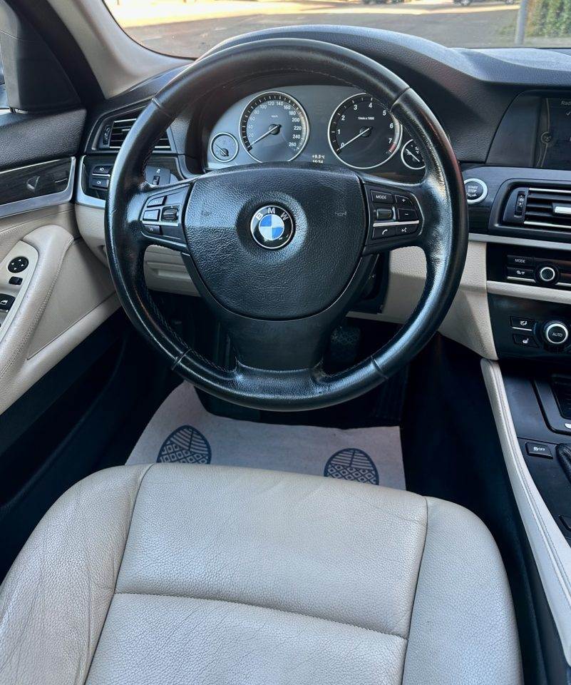 BMW 5-Serie 523 High Executive