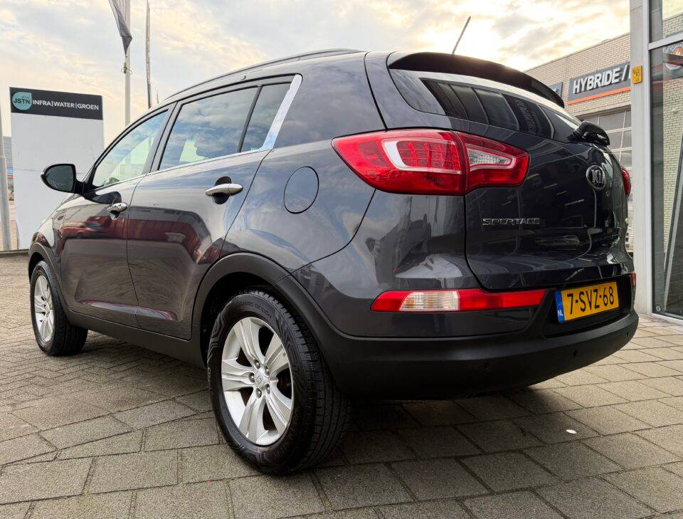 kia sportage 10