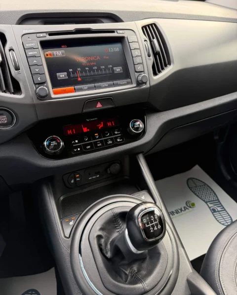 kia sportage 23