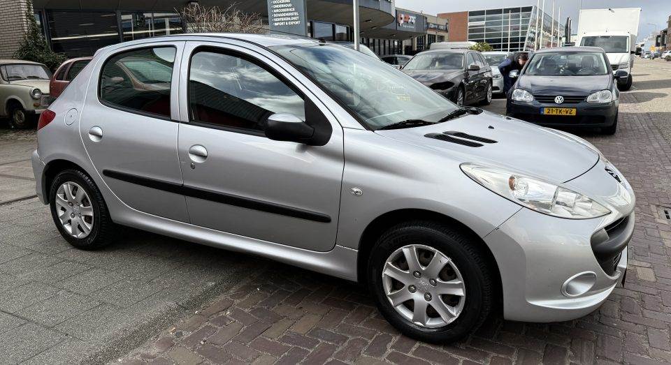 peugeot 206+ 5