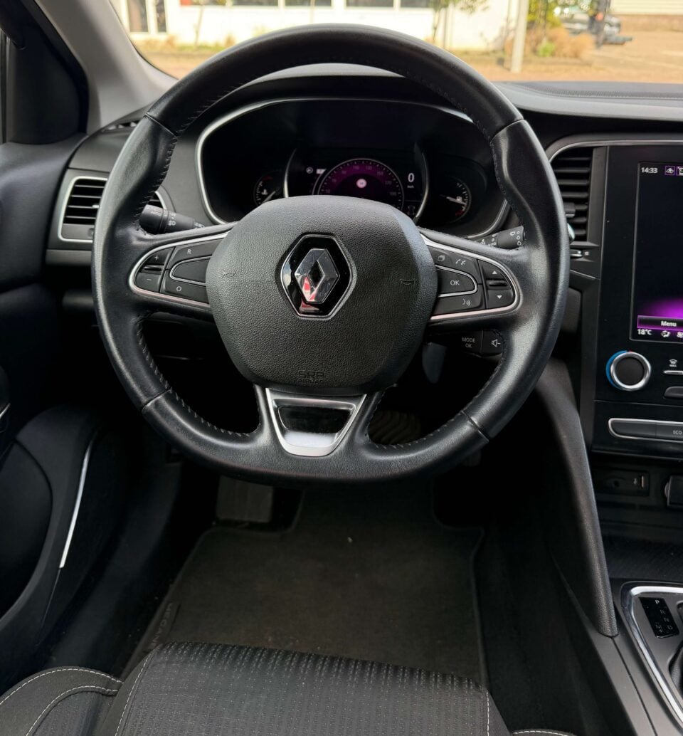 renault megane 2020 13