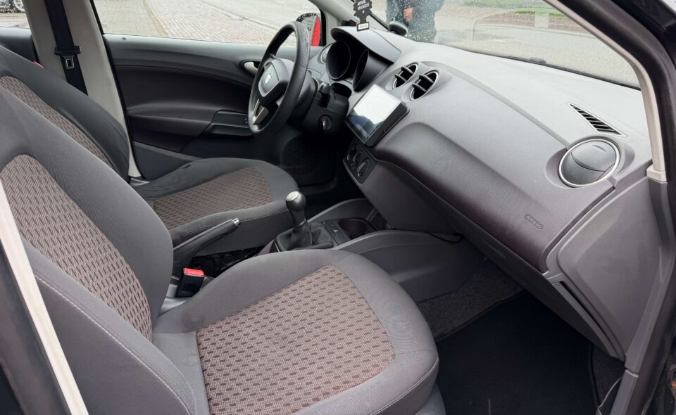 seat ibiza 5