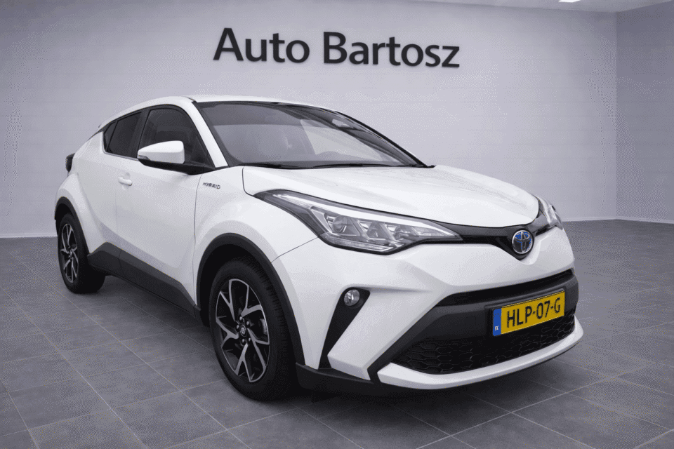 toyota chr 6