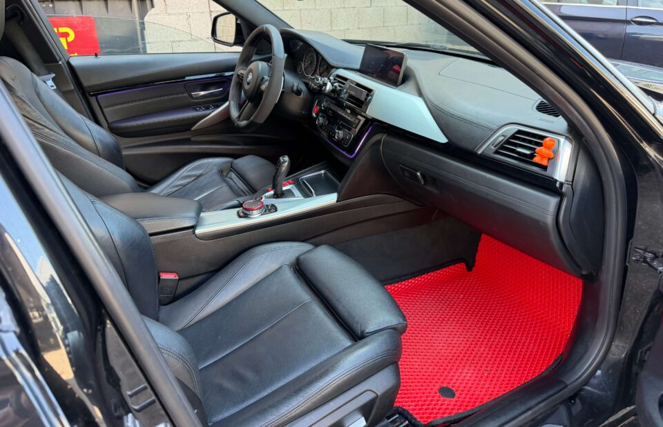 bmw330 12