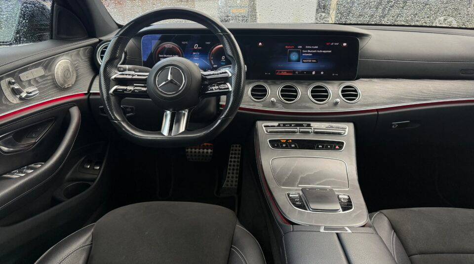 Mercedes E-klasse 300e 4-matic AMG bouwjaar 2021