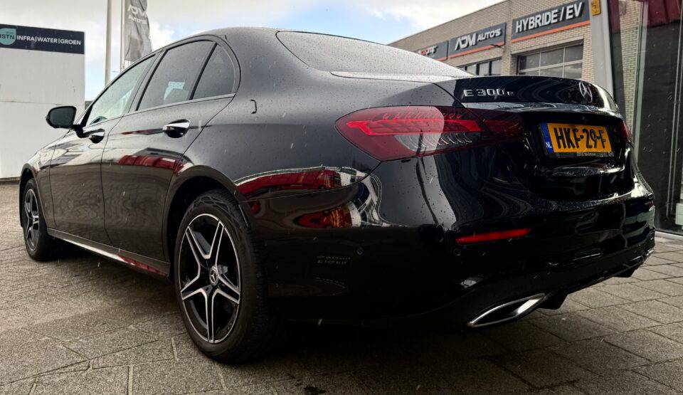 Mercedes E-klasse 300e 4-matic AMG bouwjaar 2021