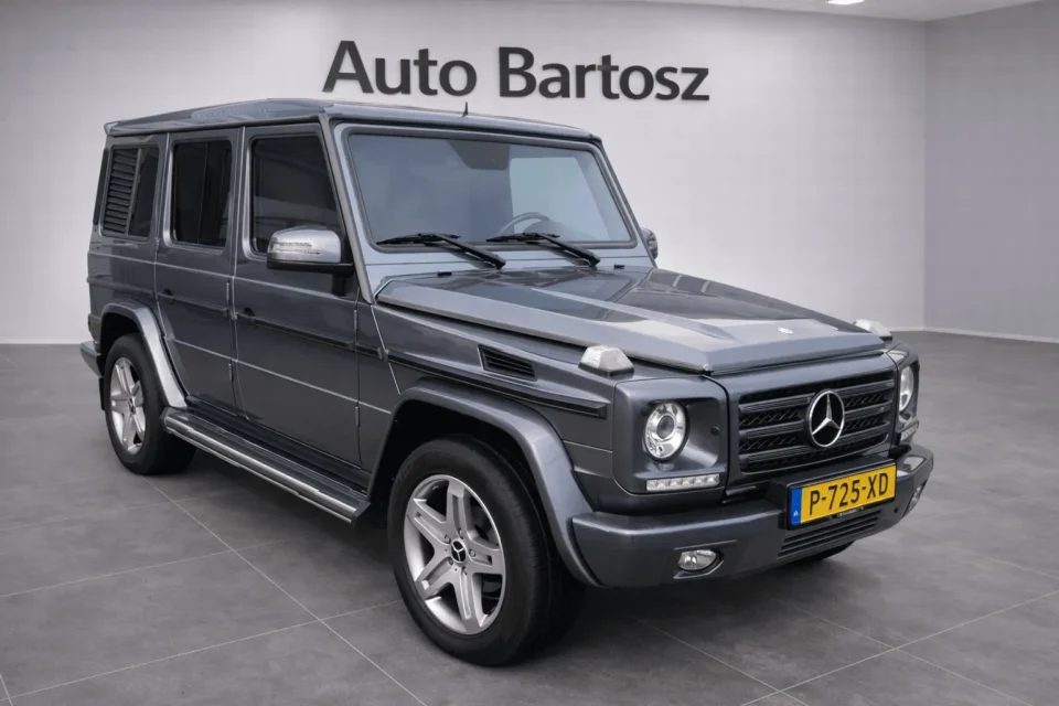 Mercedes G-Klasse 320 CDI Lang 2008 in de Showroom
