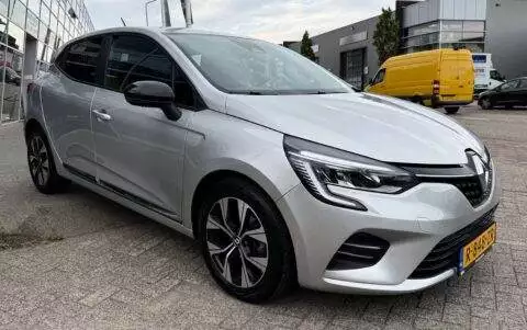 renault clio 2022 3