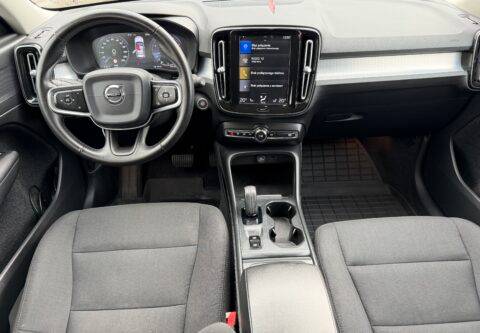 volvo xc40 11