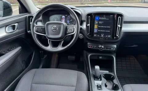 volvo xc40 12