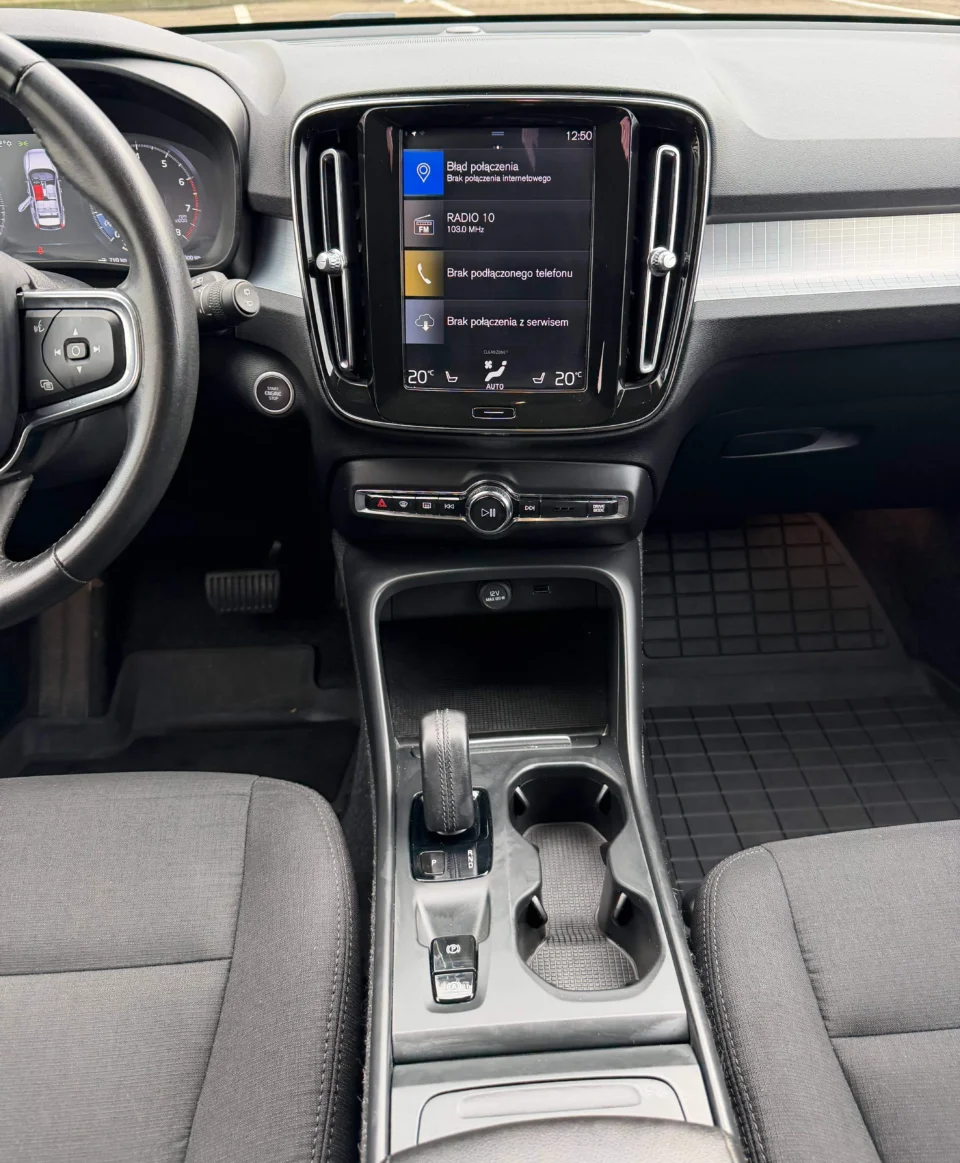 volvo xc40 13