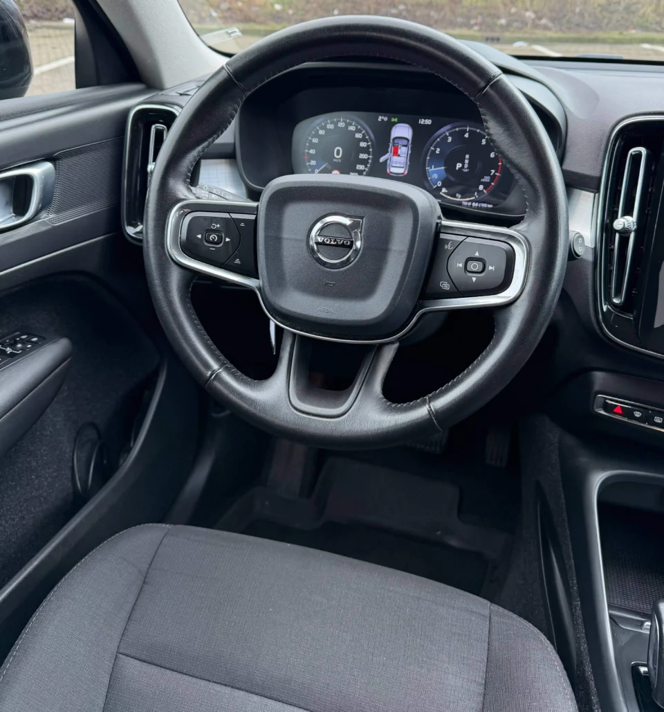 volvo xc40 14