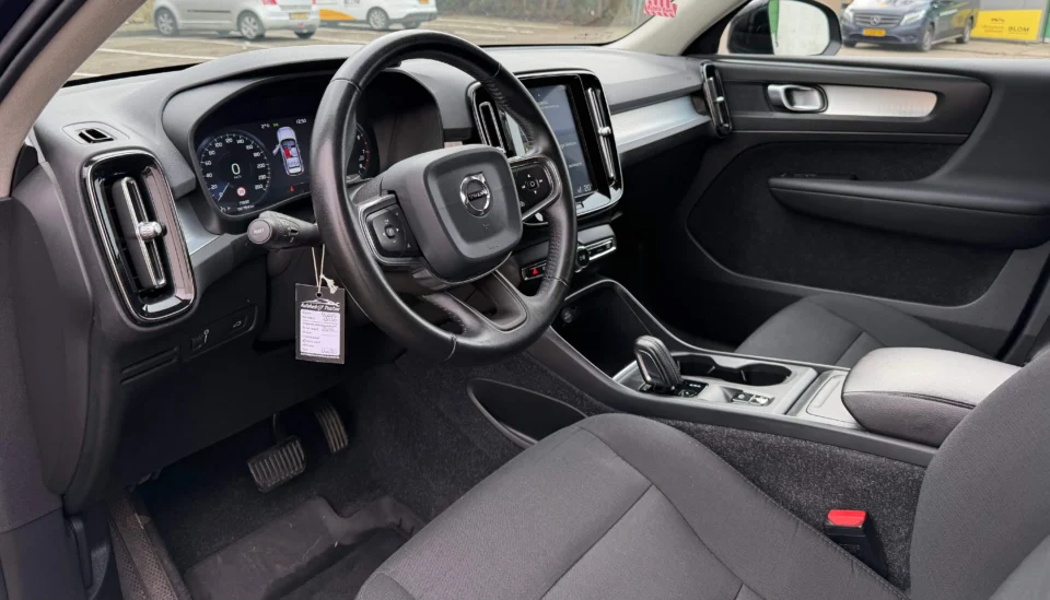 volvo xc40 15