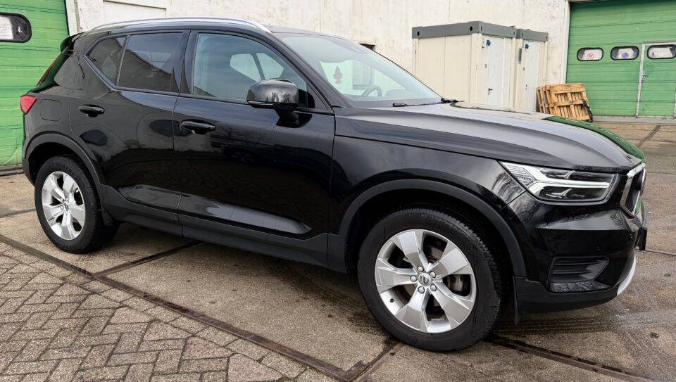 volvo xc40 4