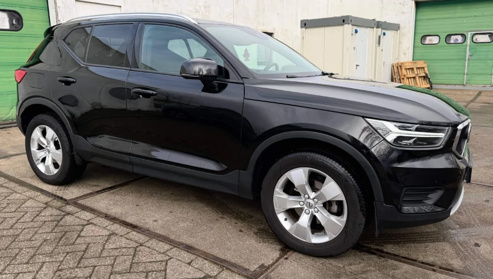 volvo xc40 4