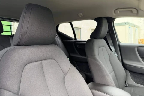volvo xc40 6
